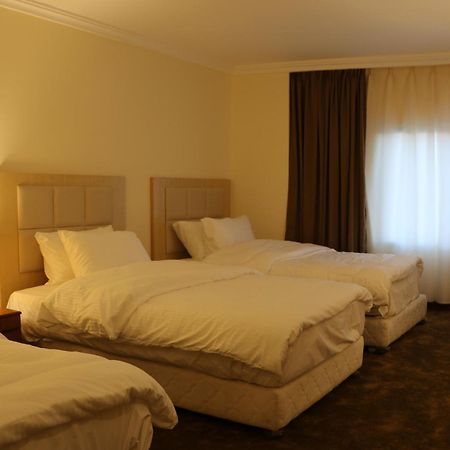 Silk Road Hotel ワディ・ムーサ エクステリア 写真