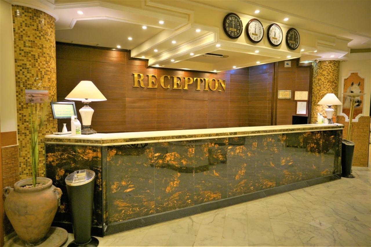 Silk Road Hotel ワディ・ムーサ エクステリア 写真