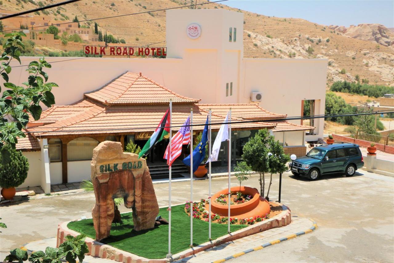 Silk Road Hotel ワディ・ムーサ エクステリア 写真