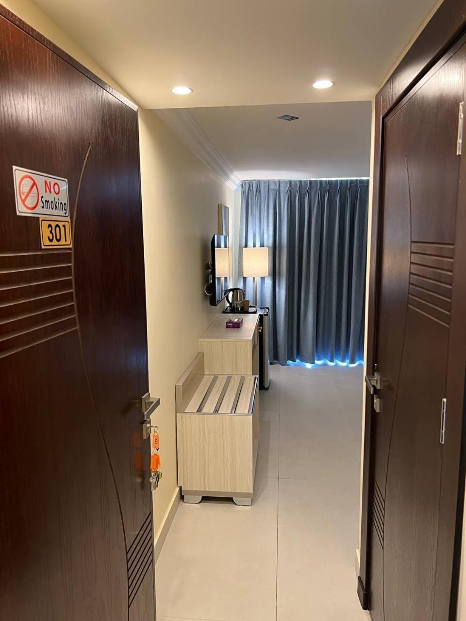 Silk Road Hotel ワディ・ムーサ エクステリア 写真