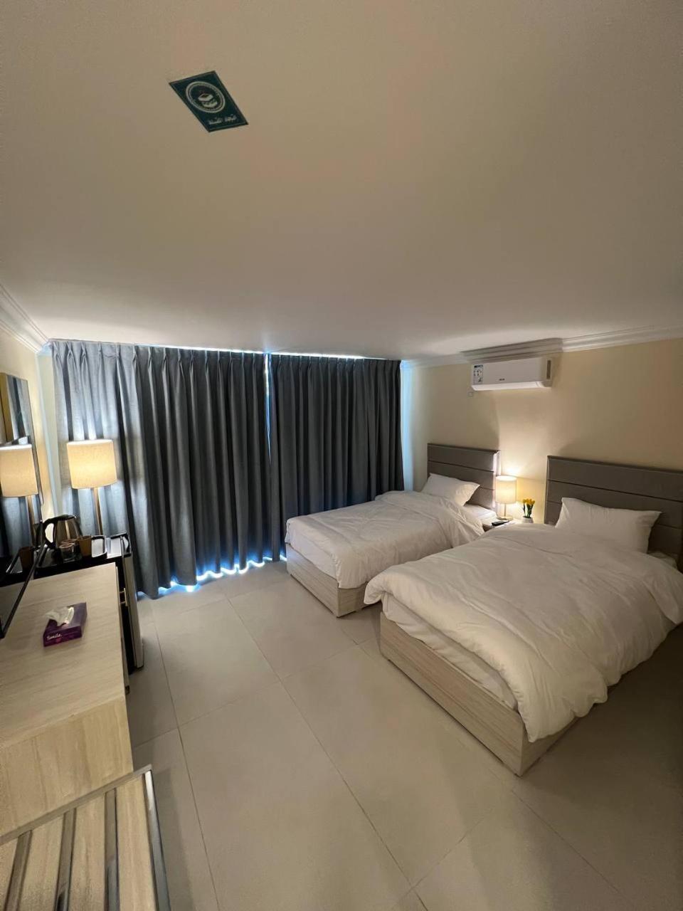 Silk Road Hotel ワディ・ムーサ エクステリア 写真
