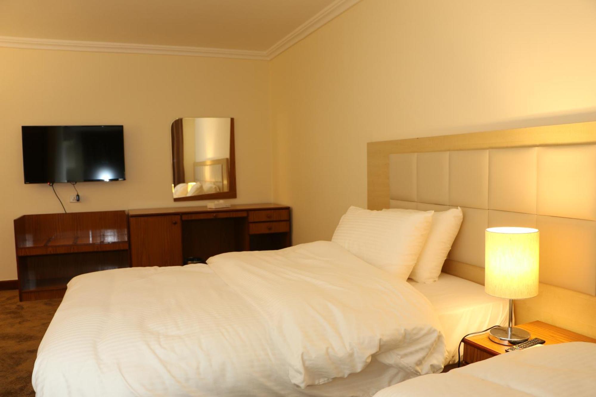 Silk Road Hotel ワディ・ムーサ エクステリア 写真